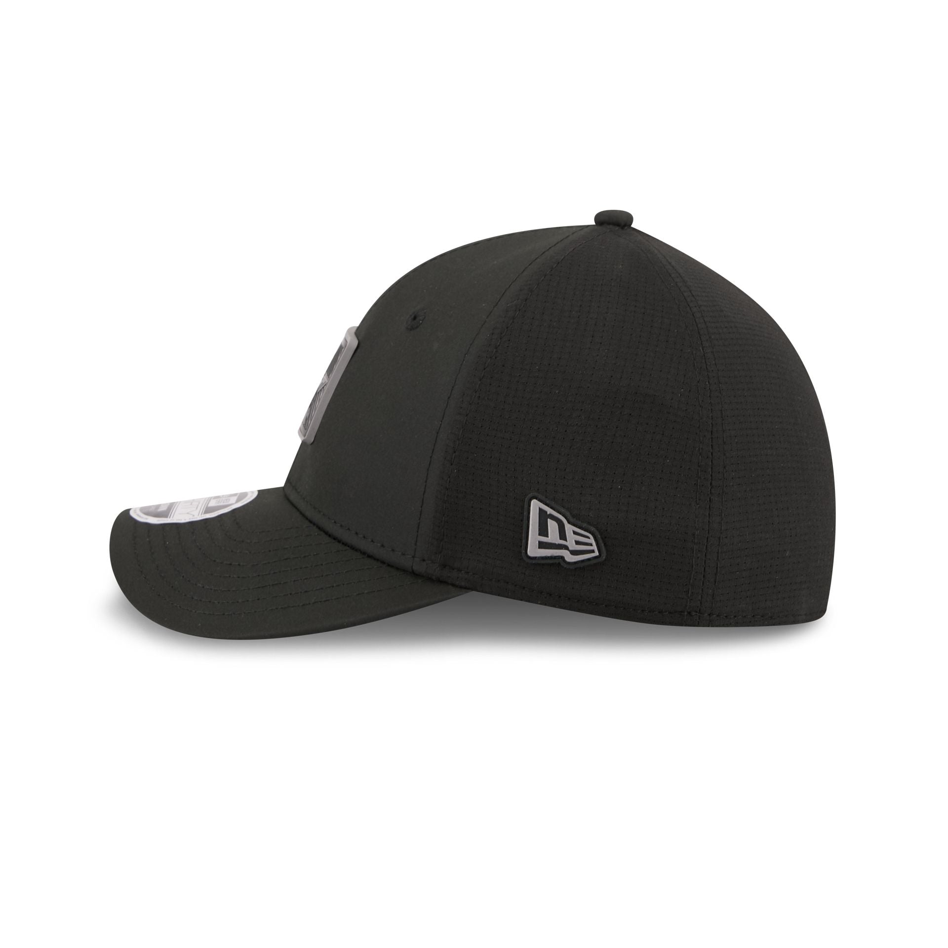 Dallas Cowboys 2026 Training Black 39THIRTY M-Crown Stretch-Fit Hat